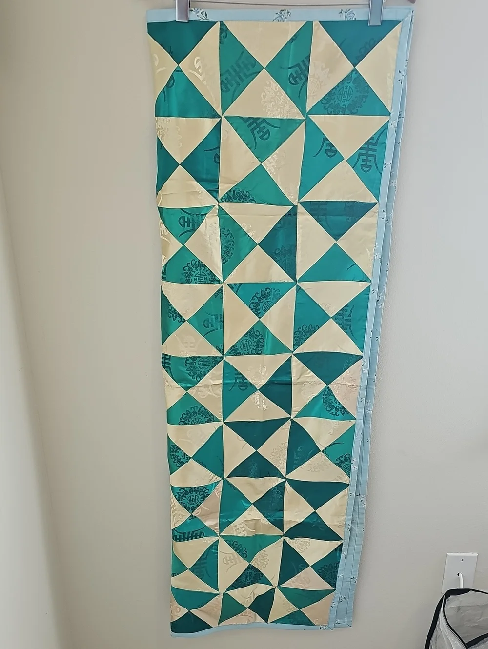 Kelly Green & Gold Asian Print Lap Quilt Patchwork. 50